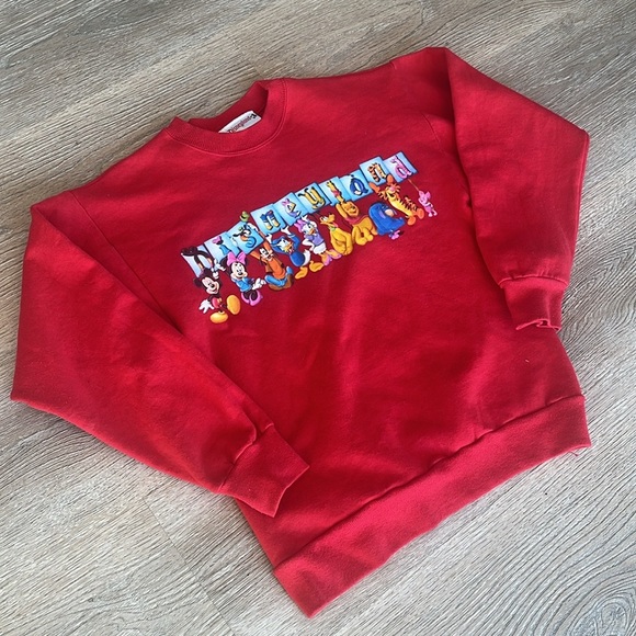 Vintage Disneyland Mickey & Friends Sweatshirt Red Youth Large Made in‎ USA - Picture 1 of 10